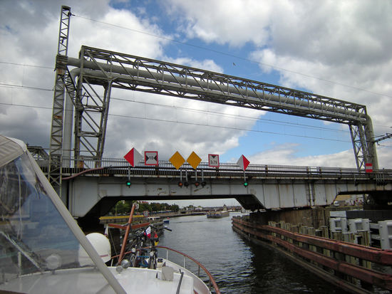 flache Brücken