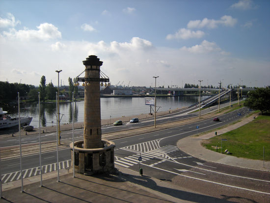Blick von der Hakenterrasse auf die Oder