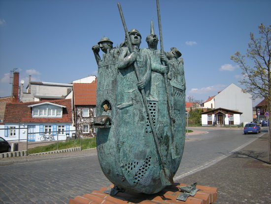 hinten geht die Kuh rein, vorne kommt der Käfer raus.