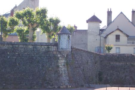 Auxonne, die Stadtmauer