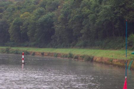 hier ist das Fahrwasser sehr schmal
