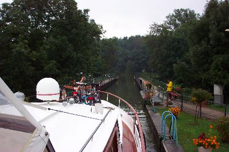 die letzte Schleuse vor dem Abzweig nach Belfort