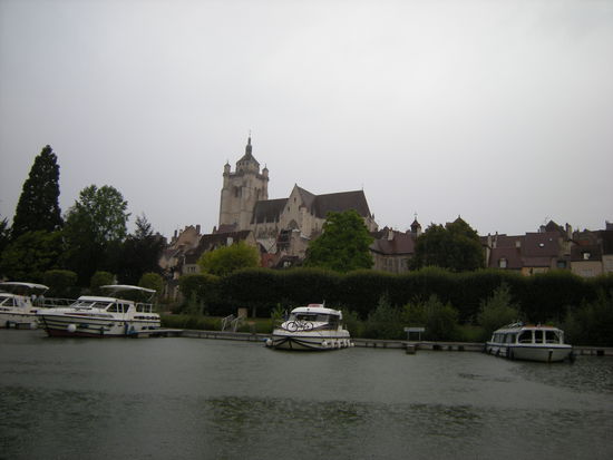 Hafen Nicols in Dole