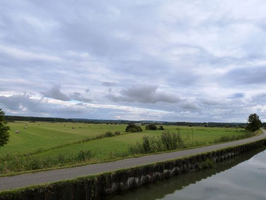 weiter Blick ins Land