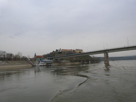 neue Brücke