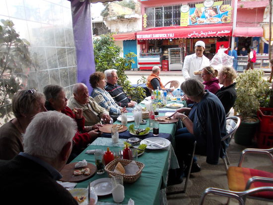 Stärkung nach der Stadtbesichtigung