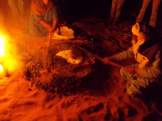 Fladenbrot aus dem Feuer