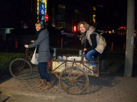 Mögliche Alternative zur Metro? Tina &amp; Gaby