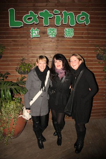 es gibt Fleisch Babes