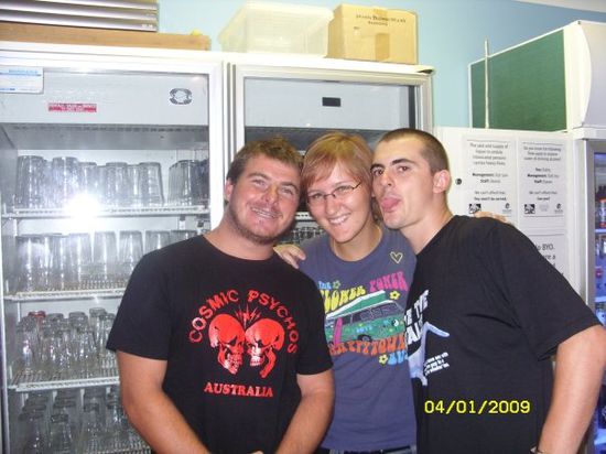 Josh / Andrea / John
Barkeeper / Barbabe / Barkeeper