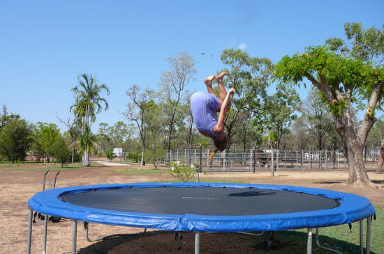 Nicole: "wie siehts aus meinst i hab noch ne Chance zum Tanzmariechen???"