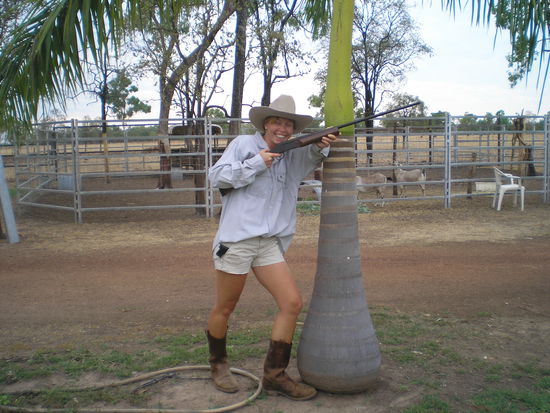 Komm hol' das Lasso raus...wir spielen Cowgirl und Indianer
HELAU!!!
