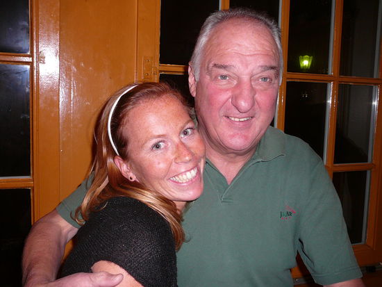 Lieber Udo...auch an dich werde(n) ich(wir) oft denken...an die vielen lustigen Abende bei dir und vorallem wenn es wieder heißt "Skifoarn, Skifoarn..."