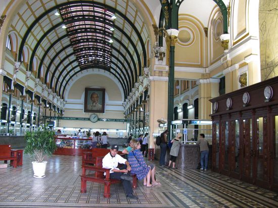 Saigon Central Post Office
von innen