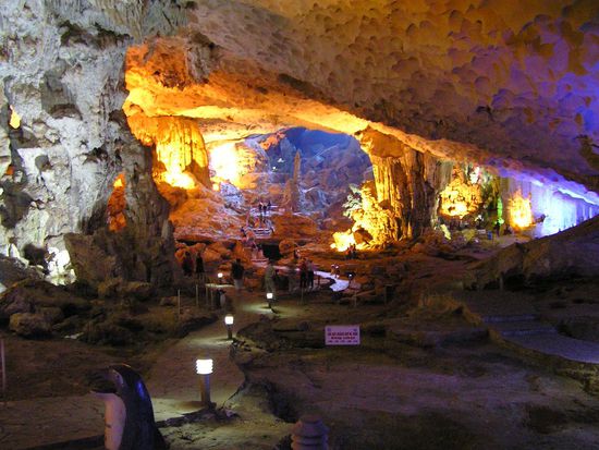 In der mega Tropfsteinhoehle