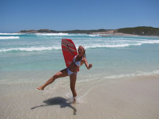 Mit dem Bogieboard in die kalten Fluten...