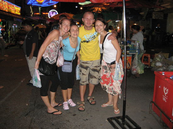 Man beachte meine Hose!! 