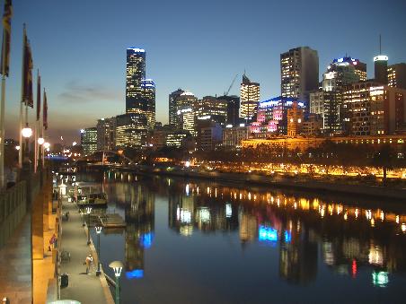 Melbourne bei Nacht