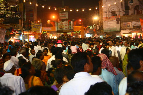 Shivarati Festival....Bang-Lassi umsonst fuer alle!