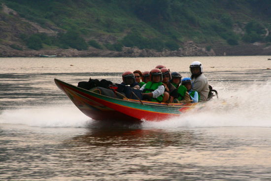 Speedboote, schnell, gefaehrlich, teuer, anstrengend