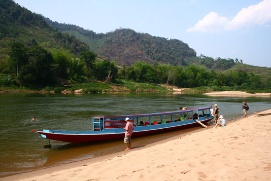 Unser Boot und eine kurze Pipi-schwimmpause.