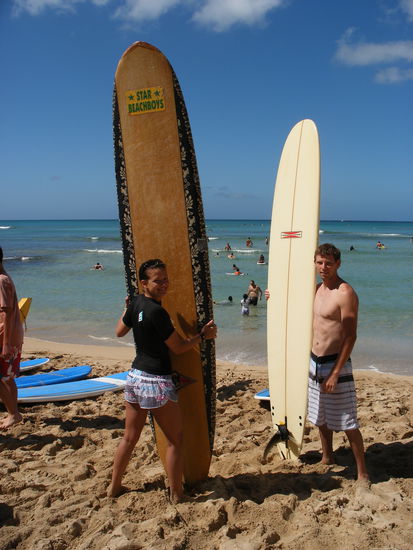 Dustin und ich kurz vorm Surfen
