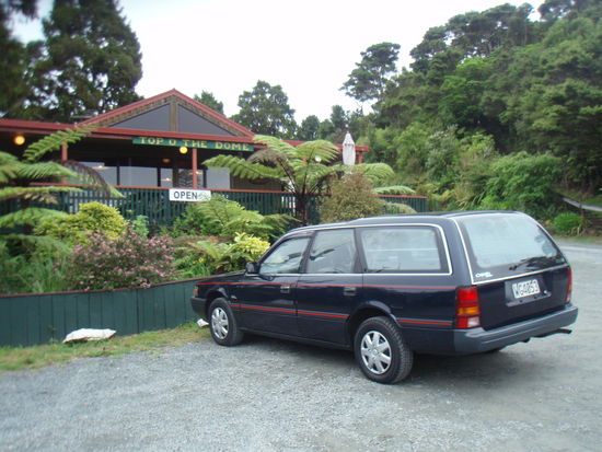 Unser Auto/Wohnung fuer die naechsten Wochen.