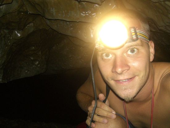 Timo im Element (auf allen Vieren)