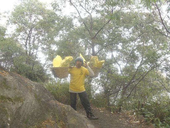 ca. 30kg auf der Schulter