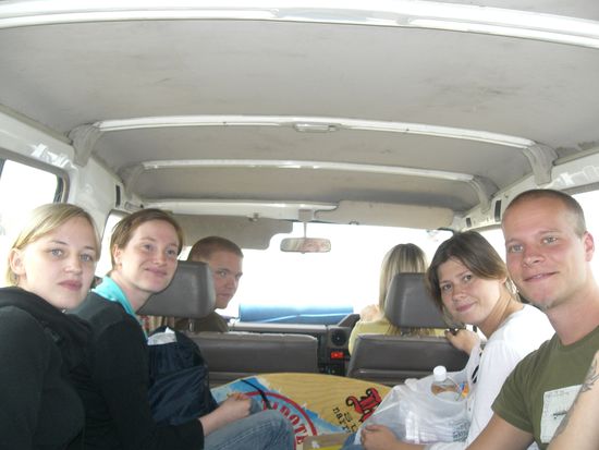 Das Fahren im Sand war nicht leicht und wir mussten mehrmals die Raeder freischaufeln