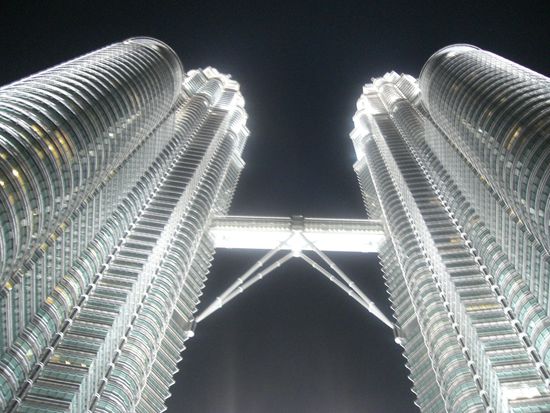 eine Meisterleistung der Architekten, besonders bei Nacht 