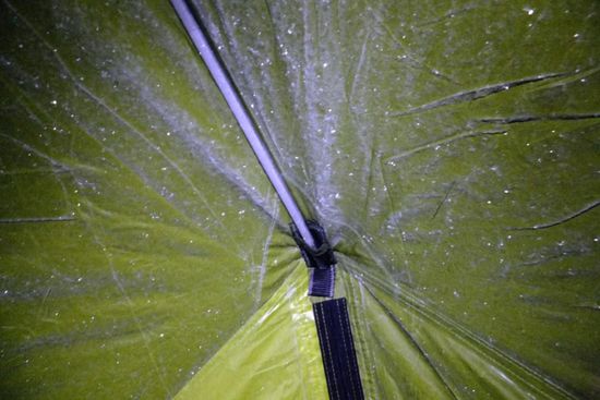 nachts war es sooo kalt dass sogar unser Zelt von Innen und Aussen gefroren ist... aber ein HOCH auf unsere Schlafsäcke! 