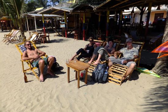 Ecuador hat uns mit entspannter Atmosphäre, (meist) mit tollem Wetter und viel Salsa-Musik empfangen.. 