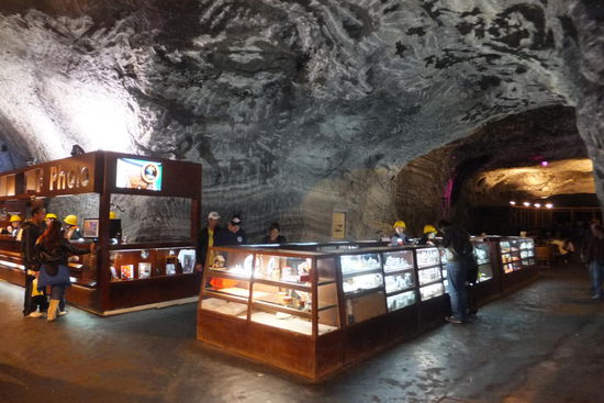 Shoppingzonen, 3D Filme und sogar ner Lasershow! Unglaublich 