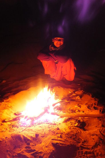 Lagerfeuer zum aufwärmen - geschlafen wurde unterm freien Himmel!