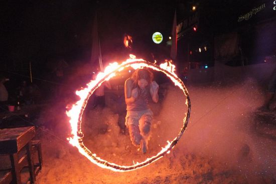 Was ein Zirkuslöwe kann, kann Natalia schon lange !!!