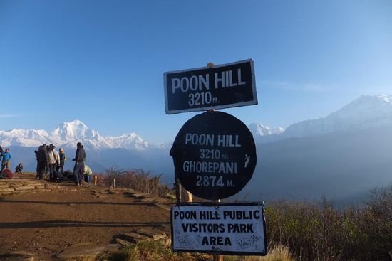 is`schon komisch dass der Poon `Hill`  (immerhin ein Berg höher als die Zugspitze) hier nur die Bezeichnung `Hügel` verdient!