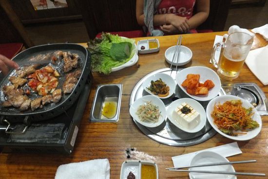 .. aber auch das Fleisch ist super lecker! - und wird direkt am Tisch gegrillt!
Die Auswahl an sehr guten Restaurants ist riesig!