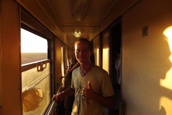 Abendstimmung am Fenster - wir lieben es abends hier zu stehen und ein Bier zu trinken 