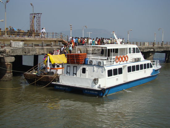 Fähre Mumbai-Mandva