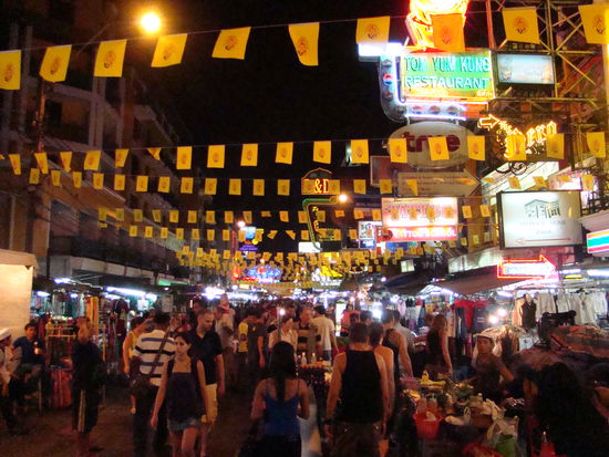 Khaosan Road bei Nacht