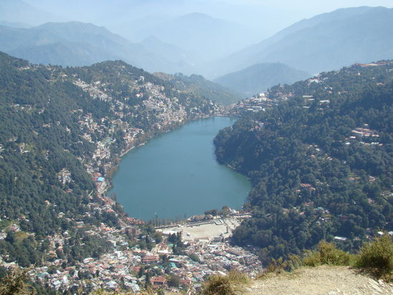 Nainital vom Nainipeak aus