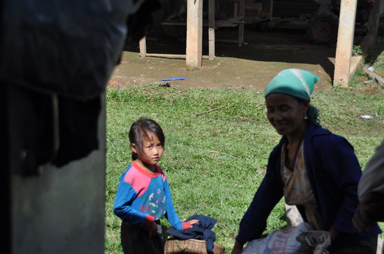 Diese beiden waren froh, dass wir auf der ganzen Fahrt ihre Körbe hielten.
