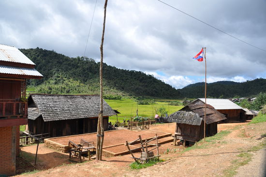 Noch so kleines Dorf, aber einen Bouleplatz gibt es.