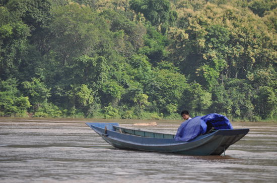 Fischerboot mit Schlafstätte