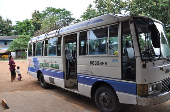 Dieser Bus bringt mich nach Luangnamtha