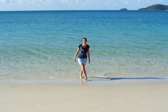 Von dem Schock müssen wir uns erstmal erholen. Wie wär's mit einem Abstecher zum 7km langen schneeweißen Strand von Whitehaven auf den Whitsunday Islands.
