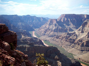Der Ausblick auf den Colorado River am "Guano Point"