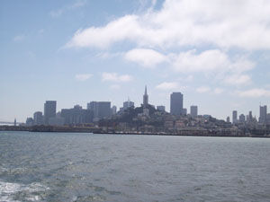 Die Skyline von SF von der Fähre aus gesehen