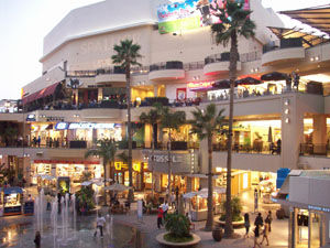 Abends im Hollywood & Highland Komplex